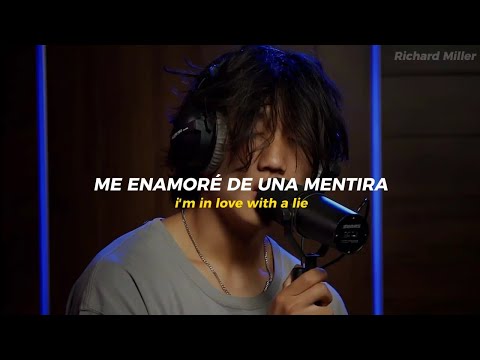 BoyWithUke - Ghost