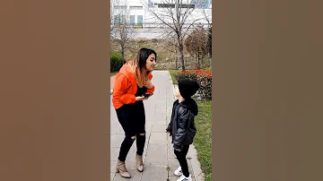 قول غول لعمى شو مغرور اكتبوا اسماءكم حتى نصور مقاطع خاصة ألكم 