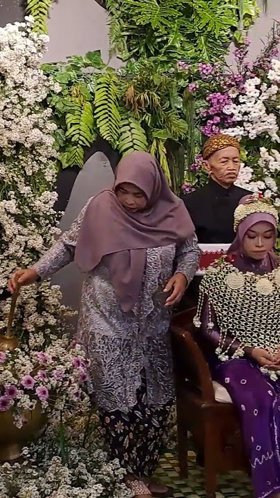 Download lagu TRADISI SIRAMAN MIDODARENI SEBELUM AKAD NIKAH PENGANTIN JAWA