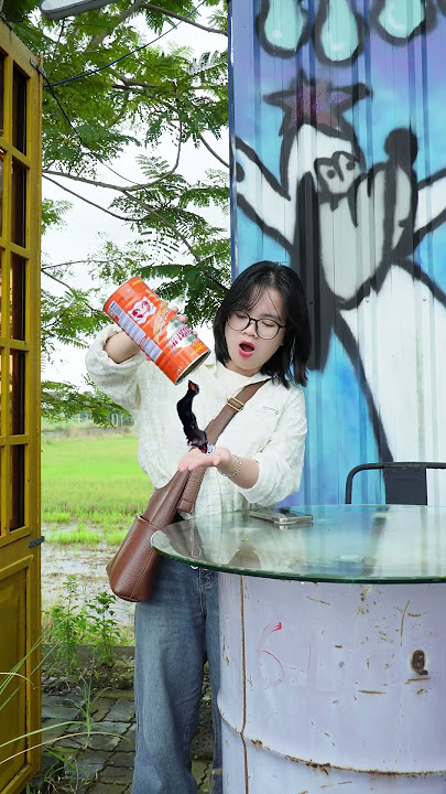 This is MY cookie box—how did it even get in there! 😭🍪#funny #vfx #bungeejump