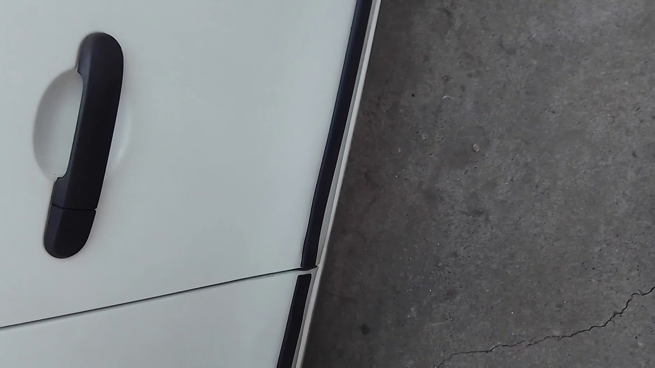 Бьет колесо правое перед(4) - YouTube