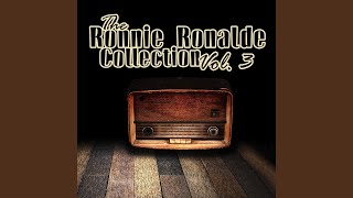 Video thumbnail of "Ronnie Ronalde - Medley: Waltz / Fascination / Melody of Love / It's a Sin to Tell a Lie / Mistakes / Charmaine"