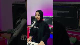 Terlalu berharap - Rossa cover by Putri Ariani