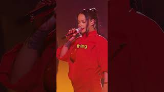 Video thumbnail of "RIHANNA SUPER BOWL LIVE PERFORMANCE 🏈🎤"