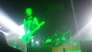 Sum 41 - War (live @ la Médoquine, Bordeaux - 16.01.17)