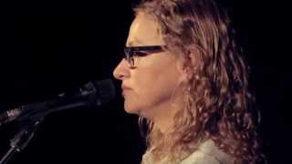 Joan Osborne - &quot;Raga&quot; - Radio Woodstock 100.1 - 4/3/15