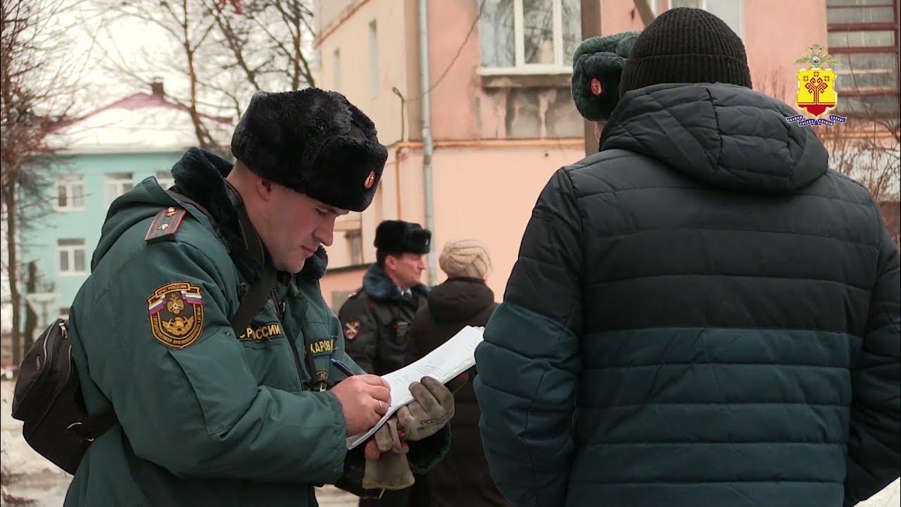 Спасается от полиции