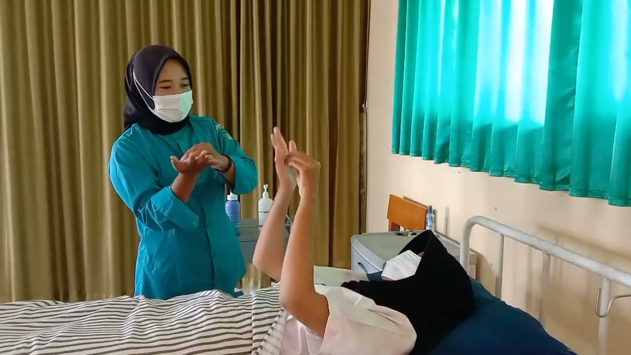 TUGAS KDTK MEMBANTU PASIEN BAB/BAK DI TEMPAT TIDUR