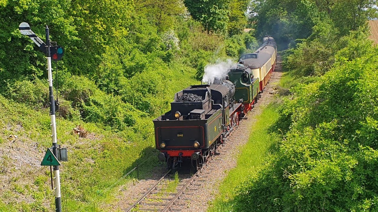 ZLSM 1040 en HSIJ 57 ''Bonne'' komt met rijtuigen door Wijlre