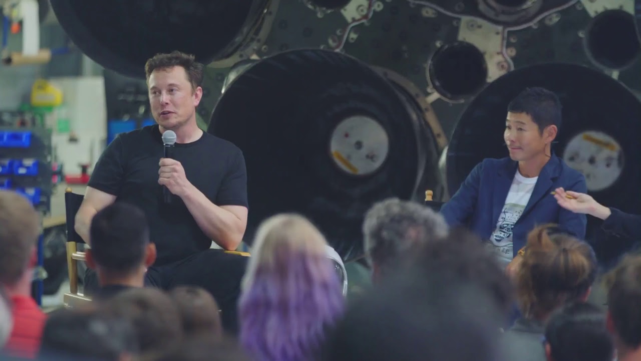 Video till SpaceX har nu fått sin första privata passagerare