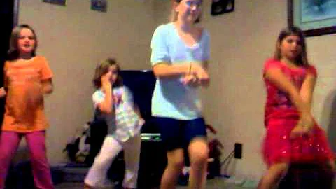 Gangnam style via Kaitlyn, Kelsey, Hailie &Abby