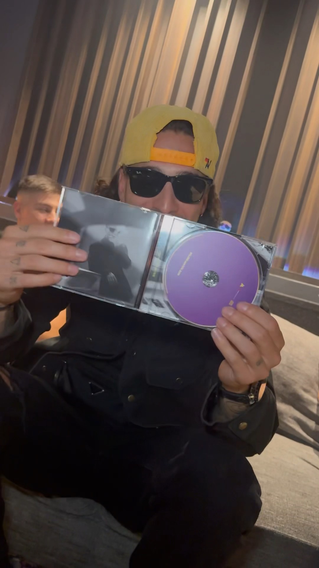 Don Juan ya está en CD!!!!! ?????? link: https://Maluma.lnk.to/DonJuanPhysical