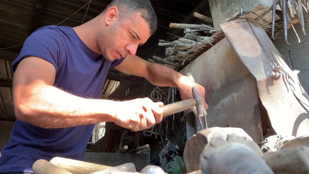 أصغر حداد شعبي في القطيف