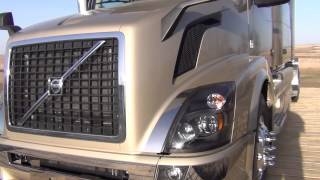 RVHaulers BRAND NEW 2015 Volvo 780 D13 Xe Tour