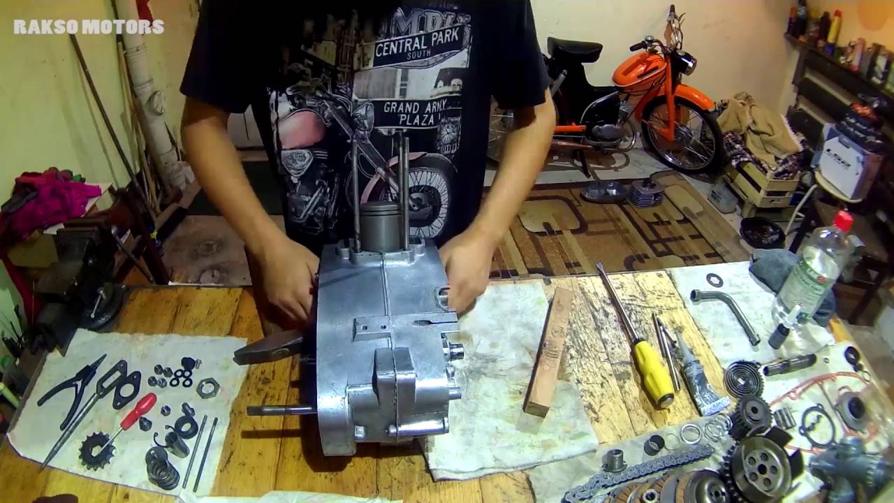 Składanie silnika W2Bx (060) od WSK 175 Perkoz by RAKSO Motors.