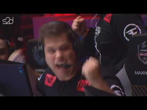 TOP 25 CS GO PRO PLAYS OF 2018! THE BEST FRAG HIGHLIGHTS OF THE YEAR