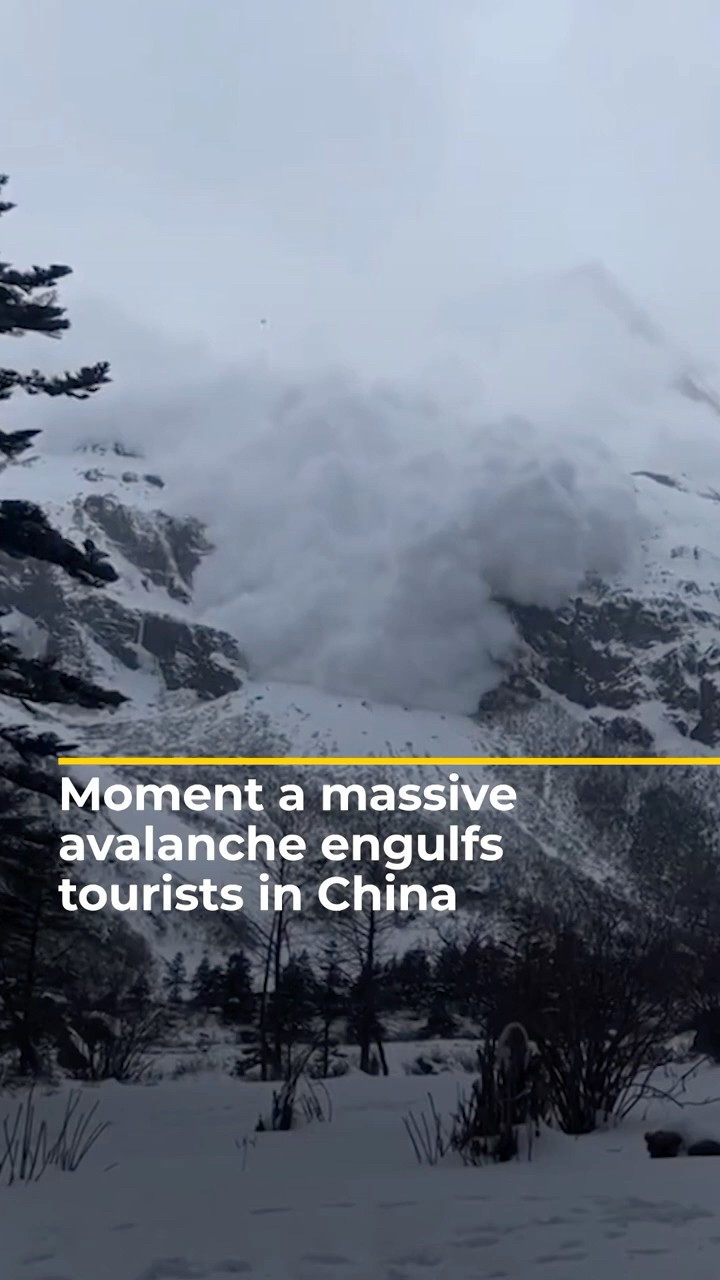 Moment of a massive avalanche engulfing tourists in China | AJ#shorts