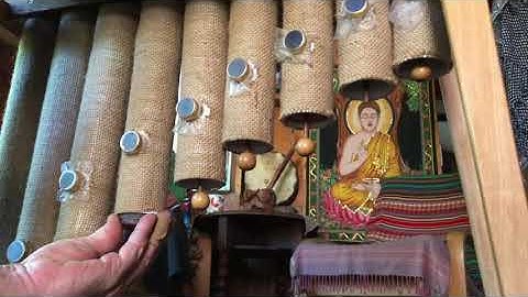 Resonators sound with adjustable plugs and buzzers.