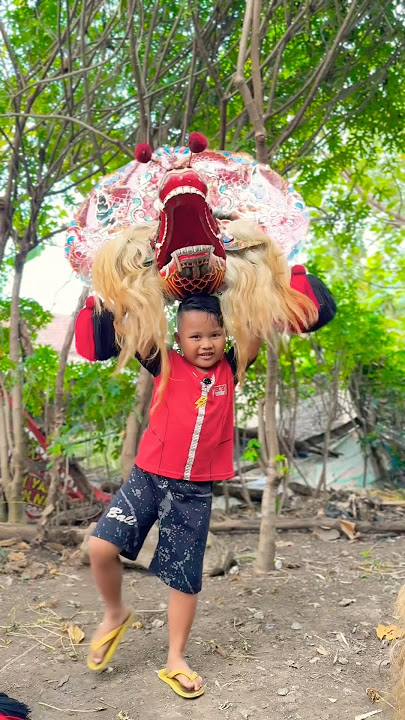 Mas raja kuat banget woy #arekbudoyo #jaranan