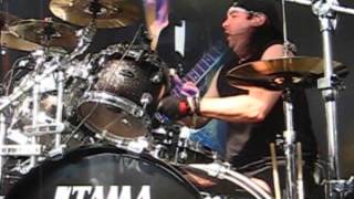 DragonForce - Through the Fire and the Flames live version Herman Li & Dave Mackintosh Solo