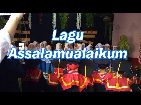 Anak-Anak TK A Husnul Khotimah Bernyanyi Lagu Assalamualaikum