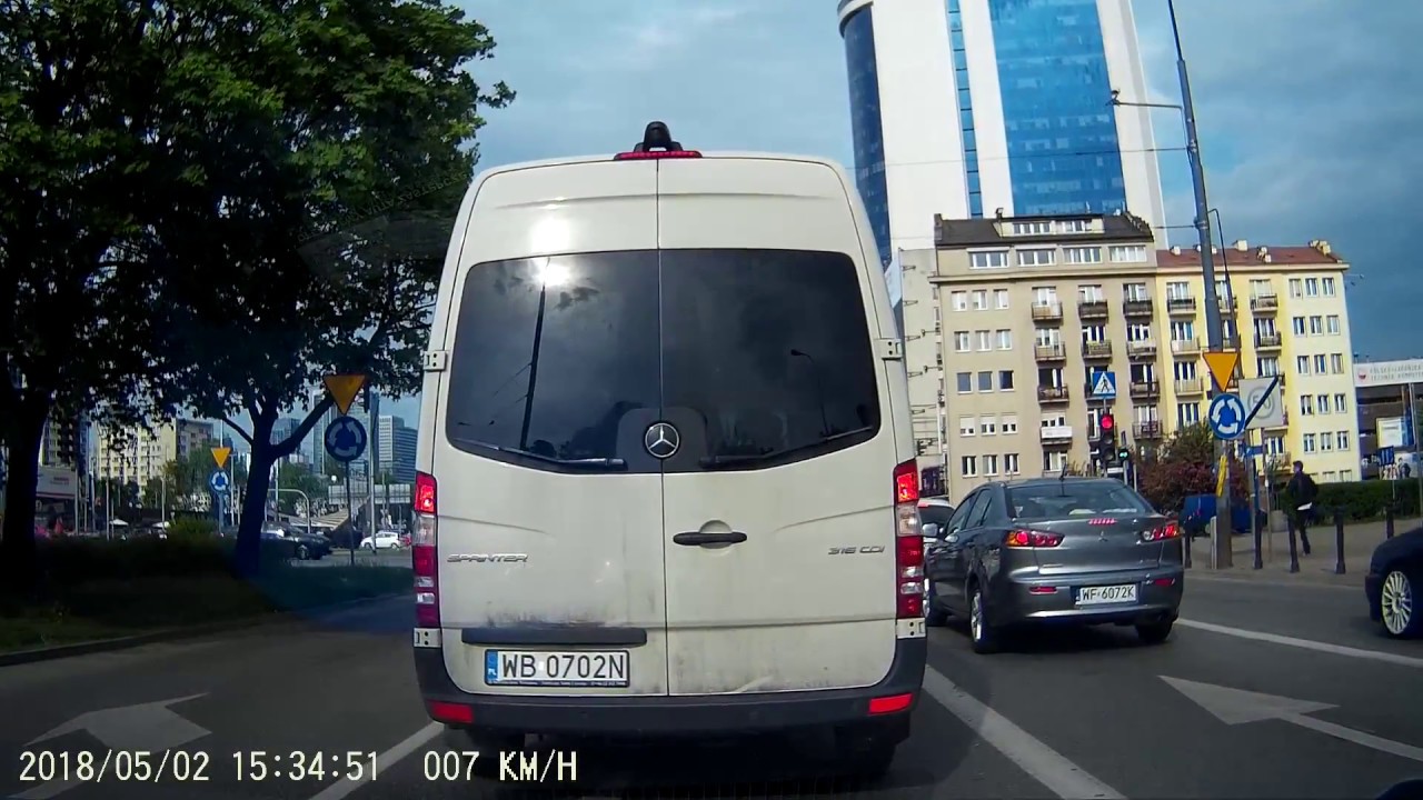 Warszawa przejazd przez miasto