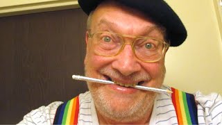 Retired Clown Sends Idaho News Reporters Poetry About Their Stories
