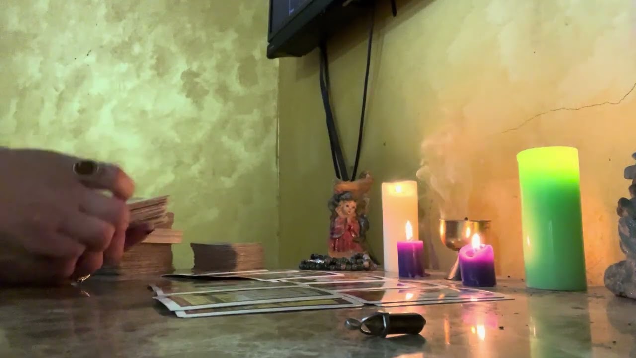 ندم علي البعد بيتعذب في بعدك والحنين علمه الدرس 👏حبيبك في البعد والغياب عامل اي حيران 😵‍💫ولا مرتاح 🤔