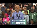 See Obama's response when heckler interrupts his speech