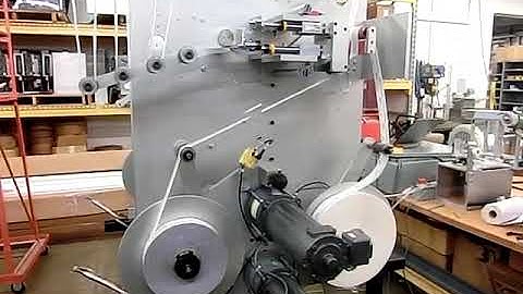 SD-660 Automatic Tape Splicer with Tape Roll Exchange