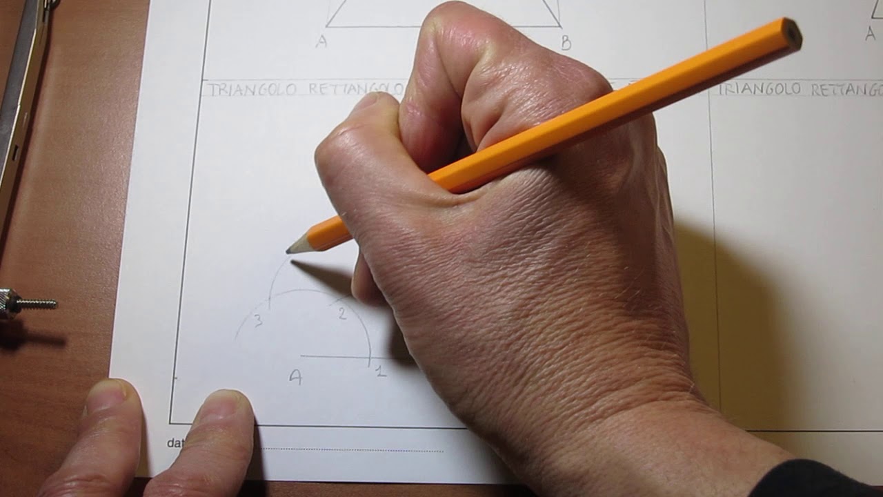 TRIANGOLO RETTANGOLO SCALENO