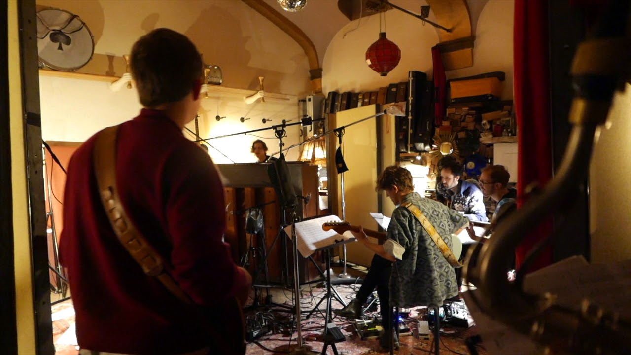 warm bad plays a take that won't make it on the upcoming record