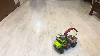 Lego 42242 Rc Mercedes-Benz Unimog U 5023 With Crane M Motor1