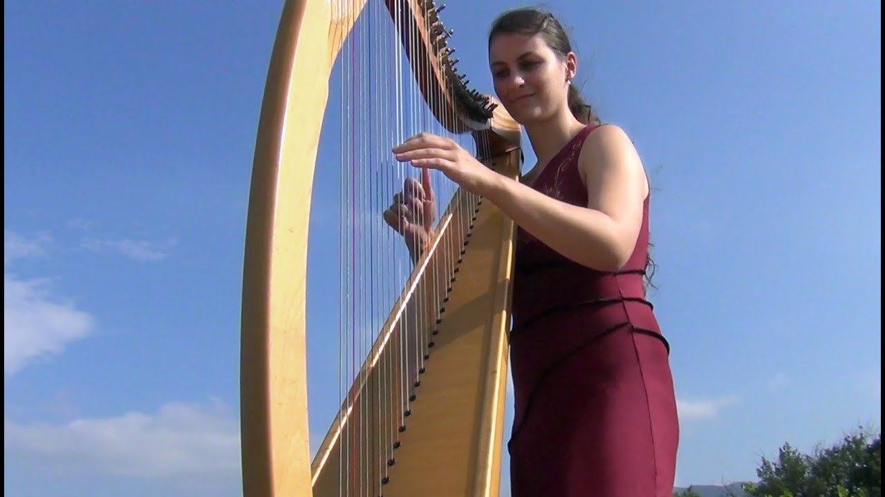 Despacito - Luis Fonsi - Harp cover by Evélina Simon - arpa - harpe