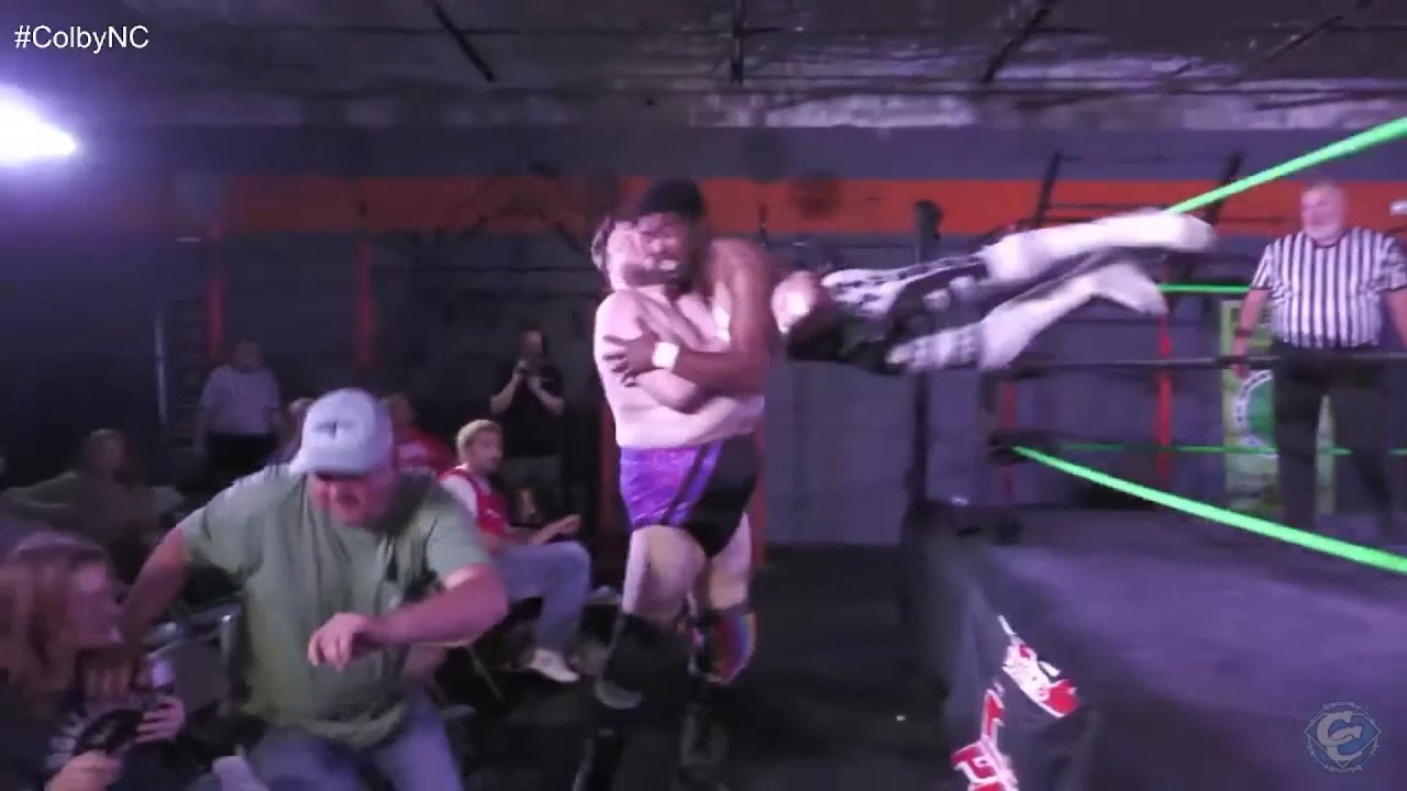 Диего Хилл против Рона Басса младшего - 