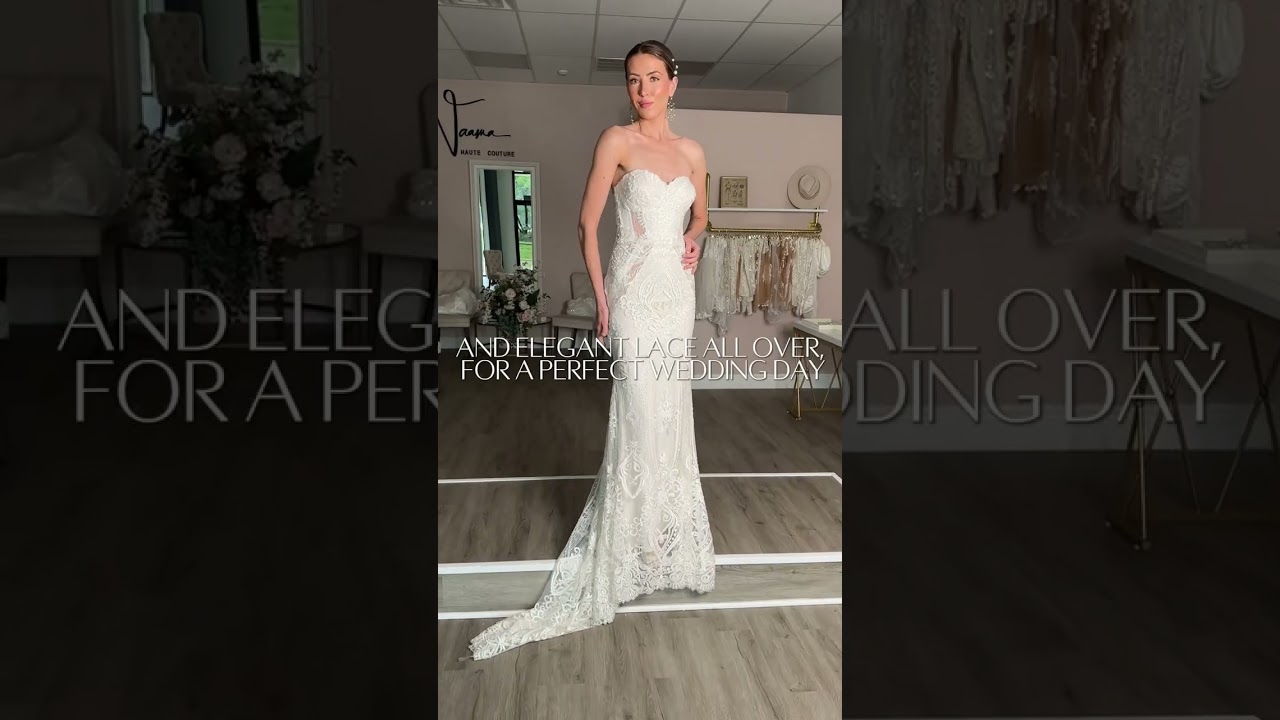 The Timeless Beauty of the 'Hayworth' Wedding Dress