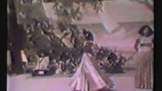 Video voorbeeld van "Miss Maldives 1953 Raajjeyge furathama reetheege raanee 1953"