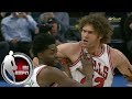 Robin Lopez held back by Bulls teammates after getting ejected vs. Kings | ESPN