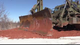 БАТ-2 - військові відновлюють зруйновані дороги на Луганщині