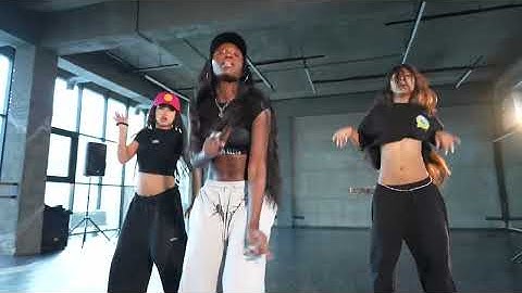 TYLA SHAKE AH BY BADGYALCASSIE