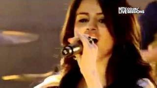 Selena gomez & the scene - falling down live on mtv session