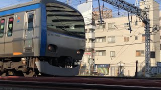 横須賀線普通千葉行きE235系1624SF-05+E235系J-05と相鉄線快速海老名行き10703、42特急海老名行き9506、55快速横浜行き8709が走行！【相鉄線平沼橋駅〜横浜駅】