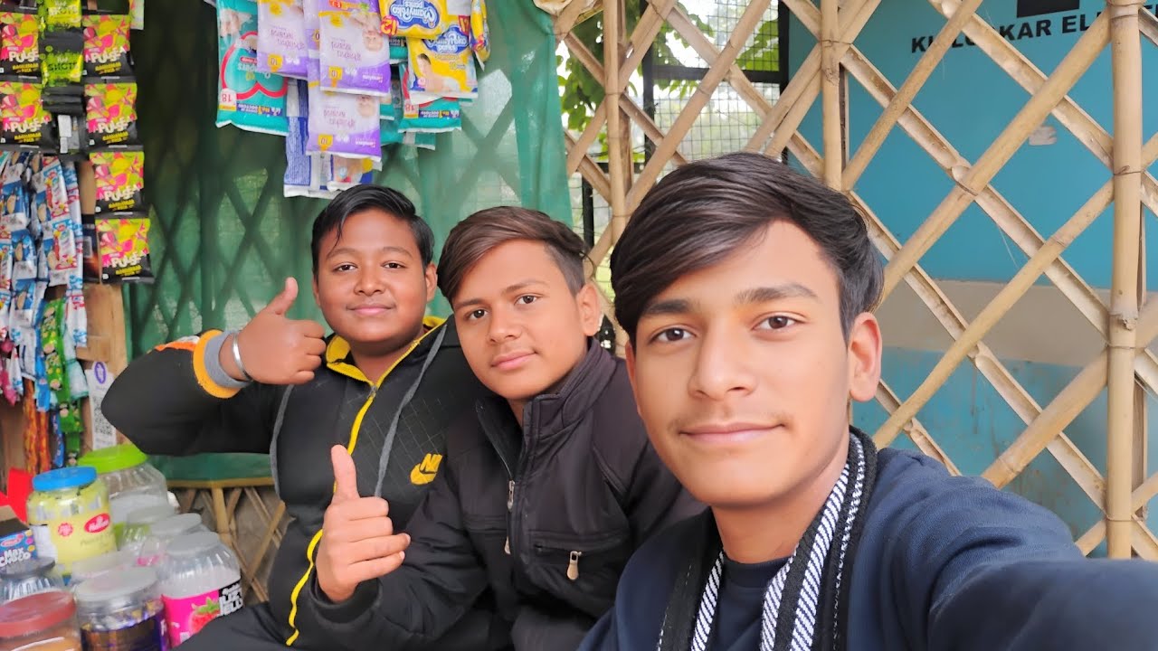 Teen Bhai Gaye ghumne 😚