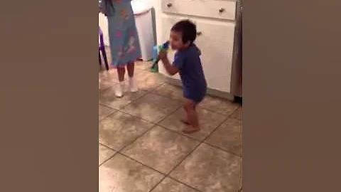 Baby shaking it off