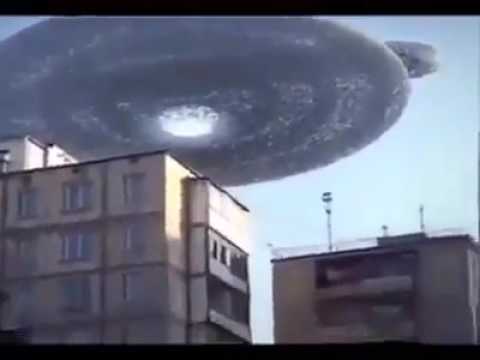 ქალაქში უცხოპლანეტელები გამოჩნდნენ...