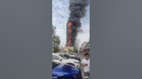 Changsha China largest telecom building on fire 🔥