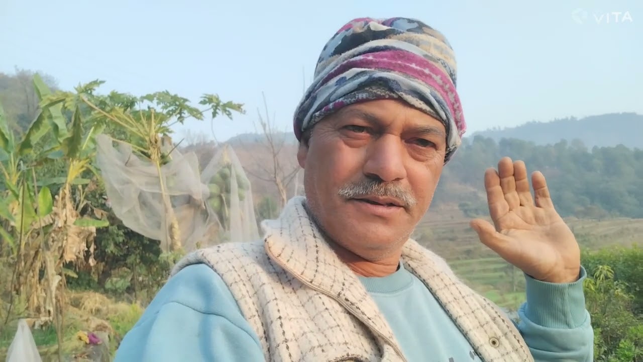 आज मैया के मन्दिर में चीर बन्धन होली शुरुआत गांव पहाड़ की दिनचर्या के साथ 