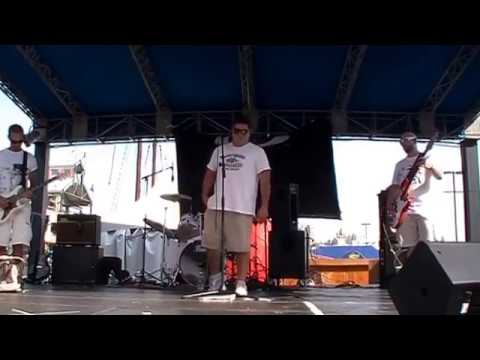 Drake Concert South Street Seaport Riot June 2010 Youtube