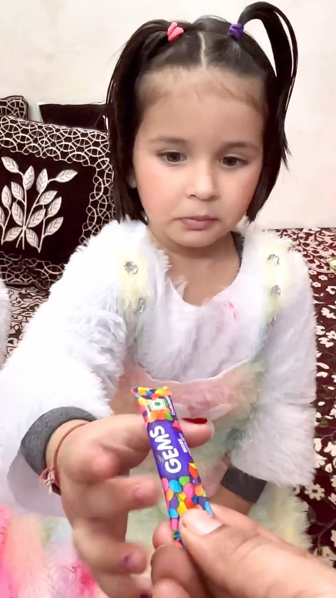 Akshita ko chocolate nahi mili