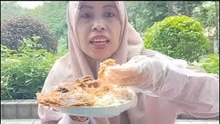 Liburan di hari sabtu tetap semangat , makan siang ku dengan nasi tiwul Sama menu ndeso ‼️